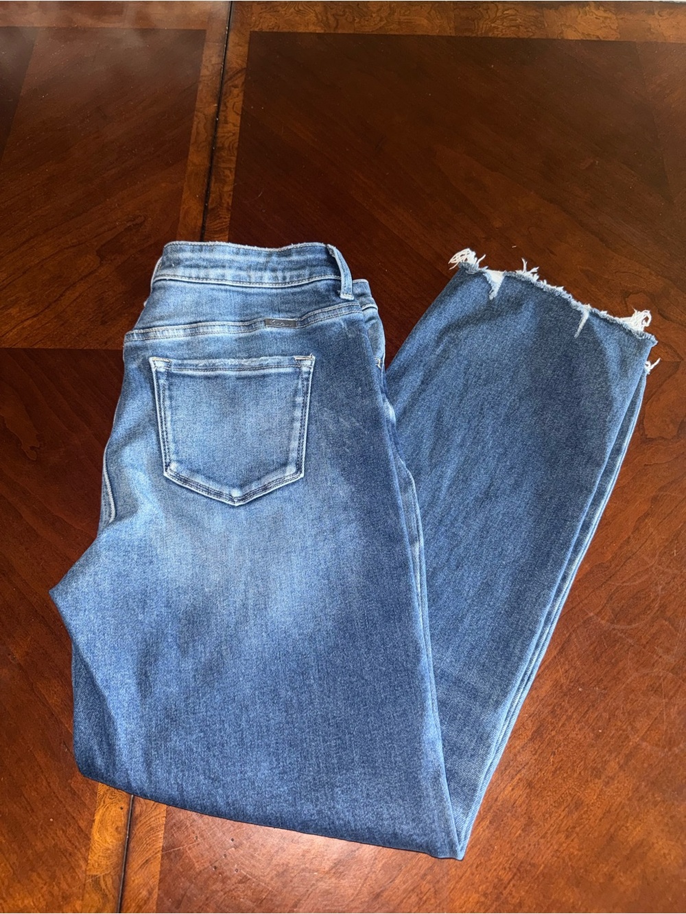 Kancan | High-Rise Ankle Crop Women’s Jeans in Medium Blue